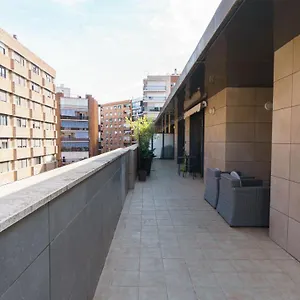 Rentalsevilla Coqueto Apartamento Con Terraza Privada Sevilla